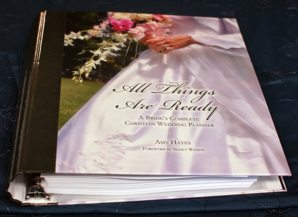 The new wedding planner binder